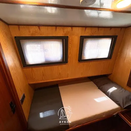 Ayken Boat 船上ホテル